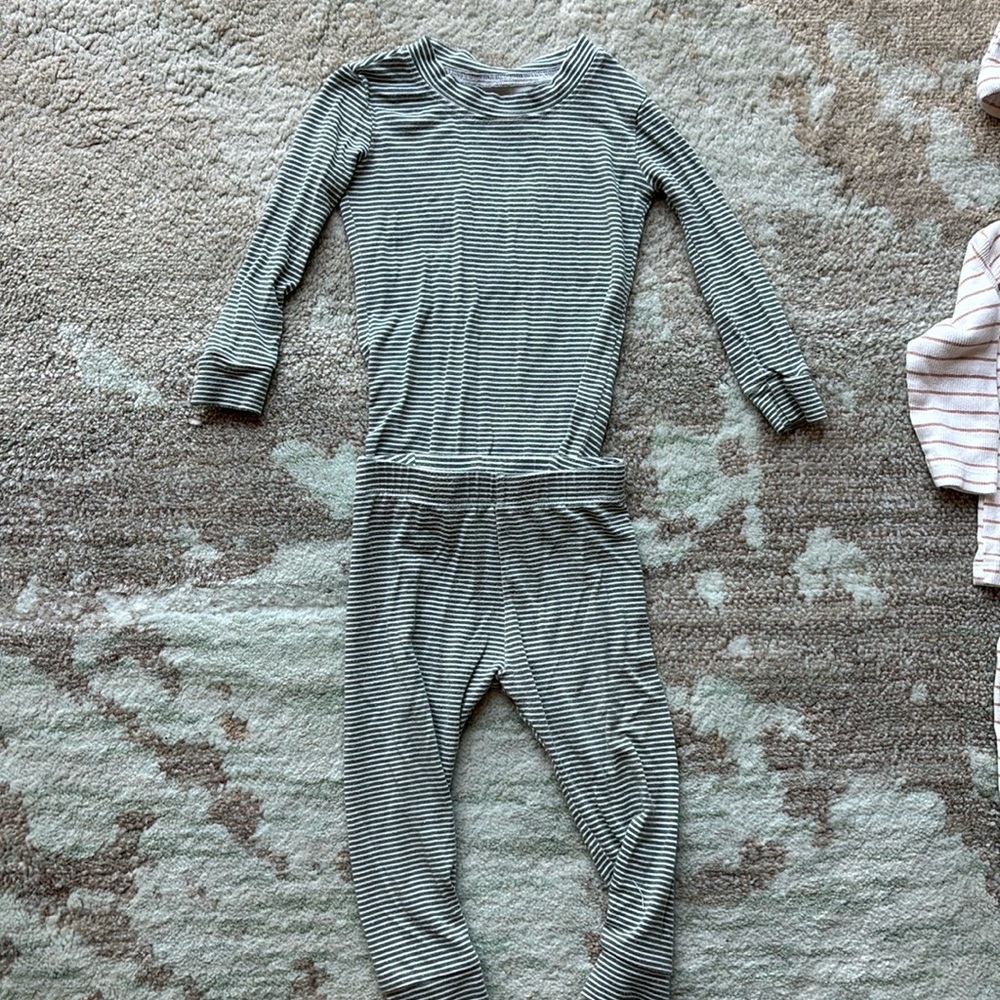 Plain Jane  kids matching top and bottom Stretch Polyester 12-18